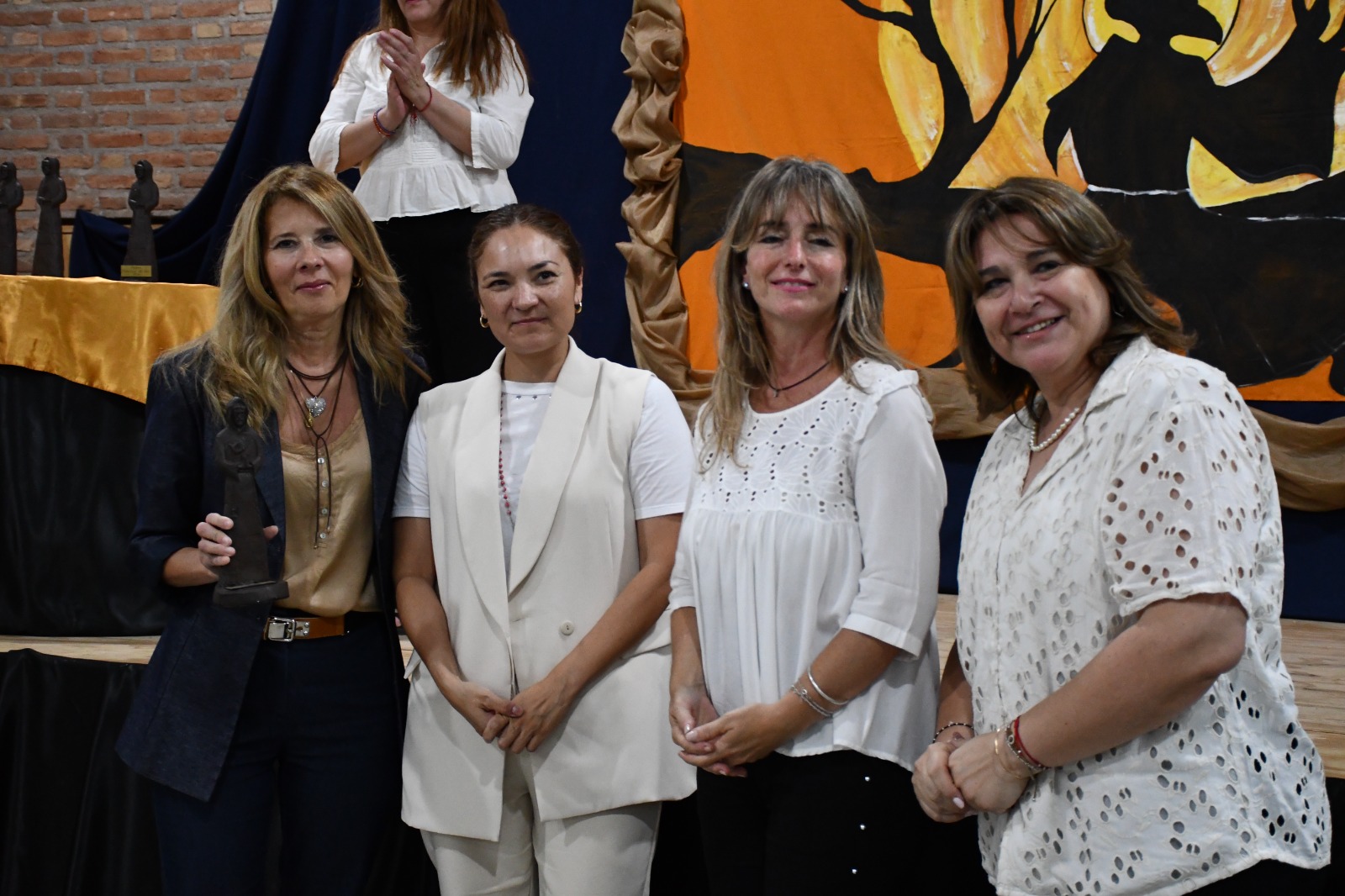 Emotiva entrega de los Premios Francisco - SDE Noticias