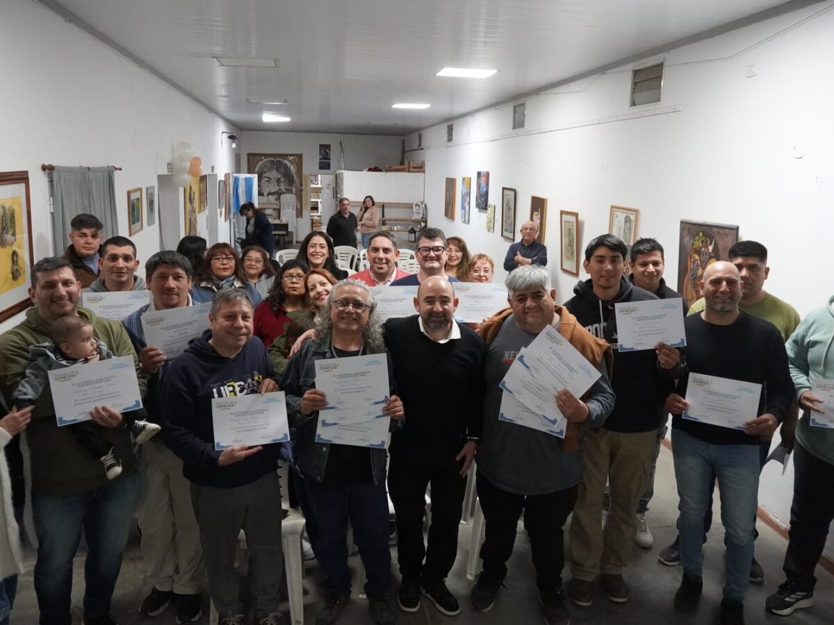 El Frente Renovador refuerza la capacitación laboral con la Escuela de Oficios