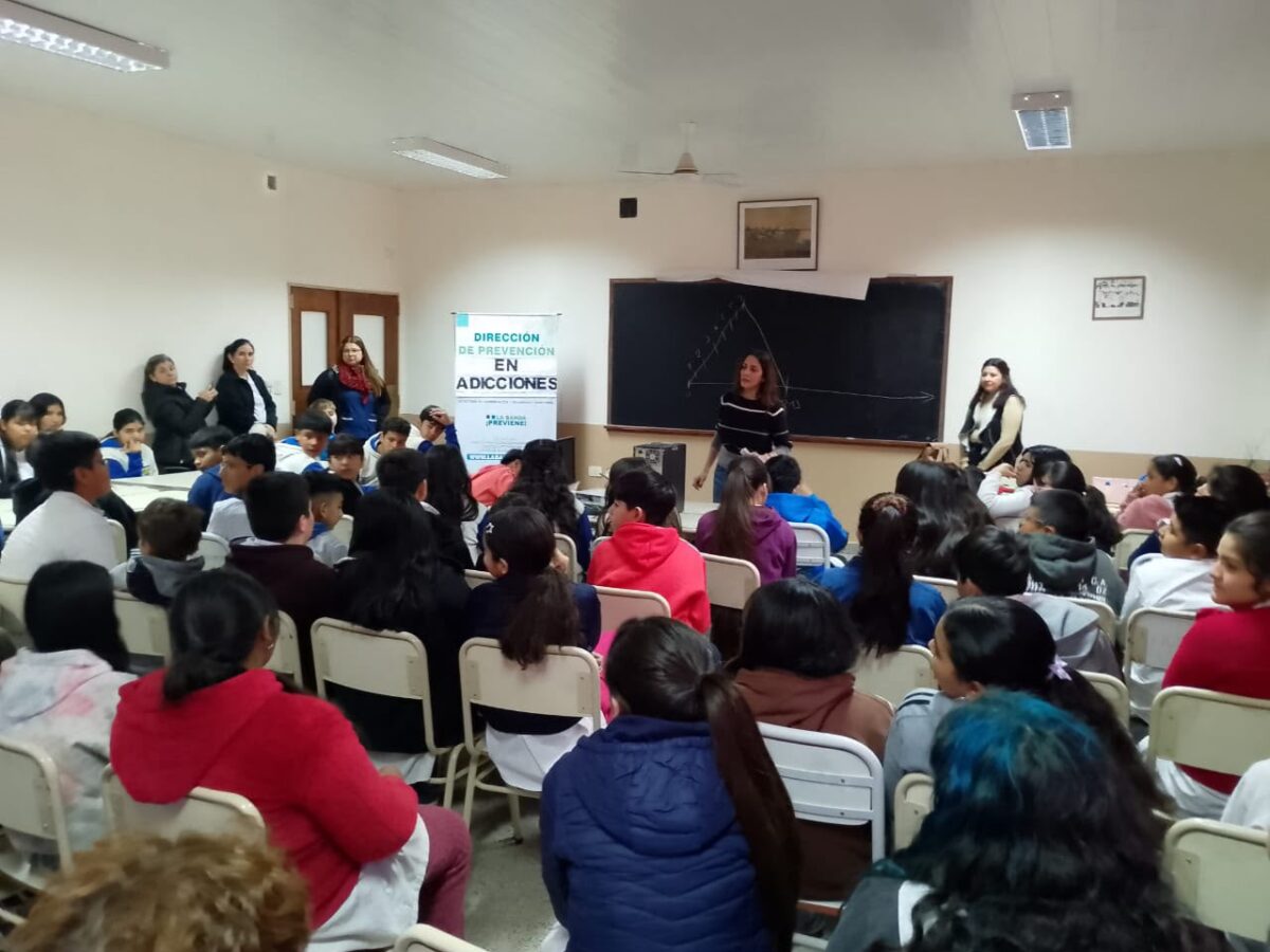 La Municipalidad de La Banda realizó talleres de prevención en instituciones educativas
