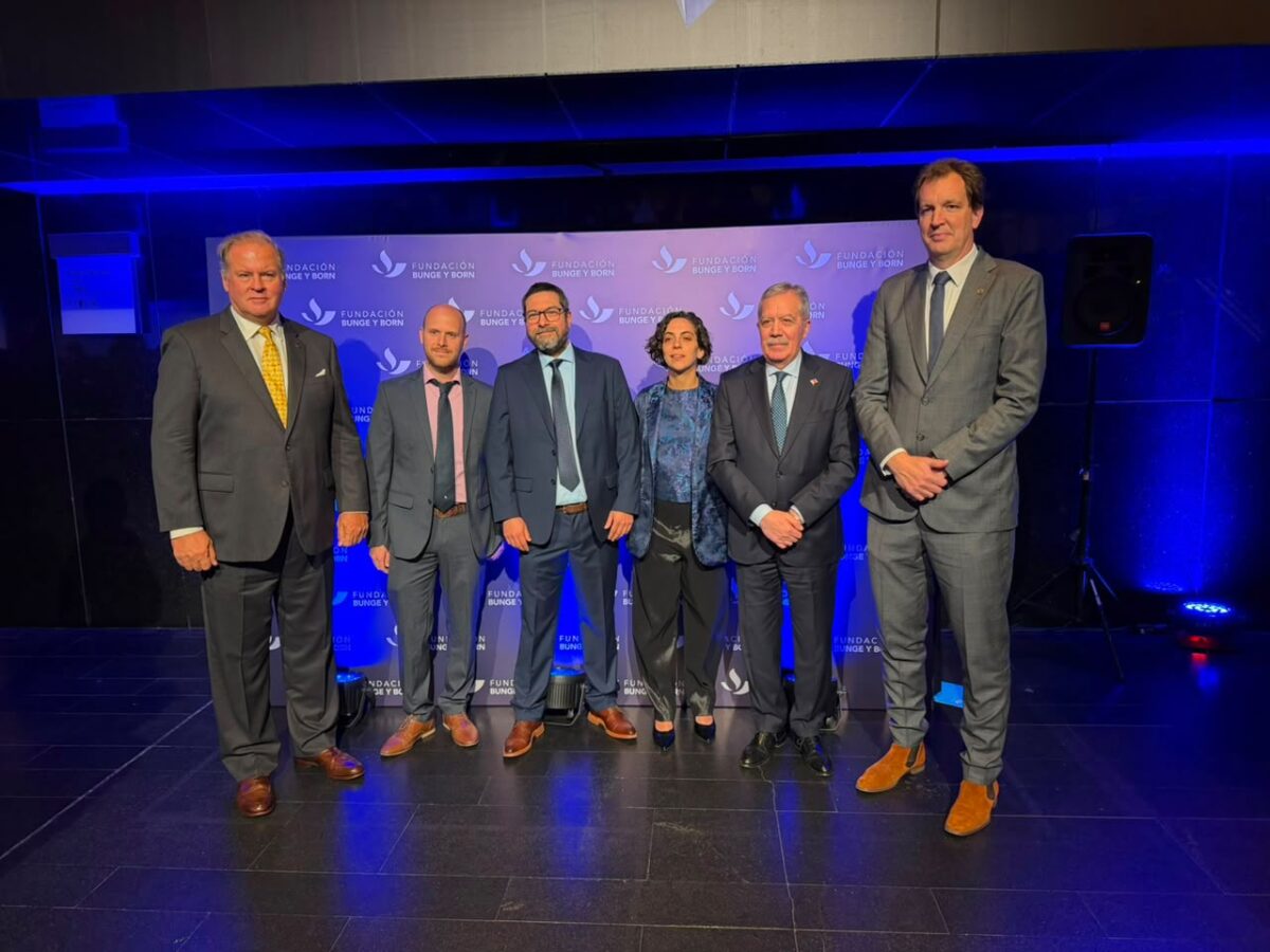 Elías Suárez participó de la entrega de los Premios Fundación Bunge y Born 2026 a la Química