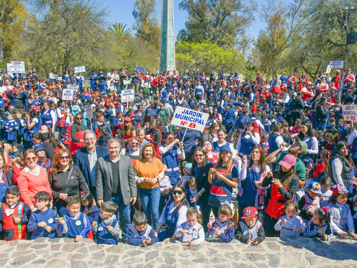 La intendente Fuentes destacó la jornada recreativa de más de 2000 alumnos de los jardines de infantes municipales