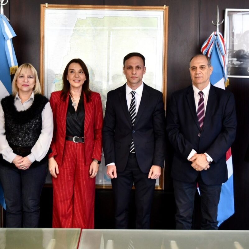 La Provincia y el Colegio de Fonoaudiólogos firmaron un convenio marco de cooperación
