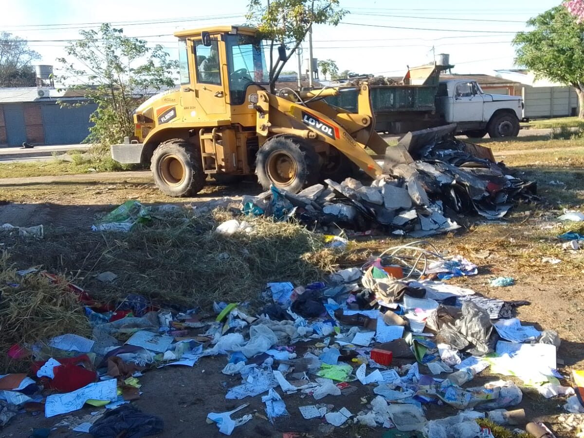 El municipio avanza con operativos de erradicación de basurales en La Banda