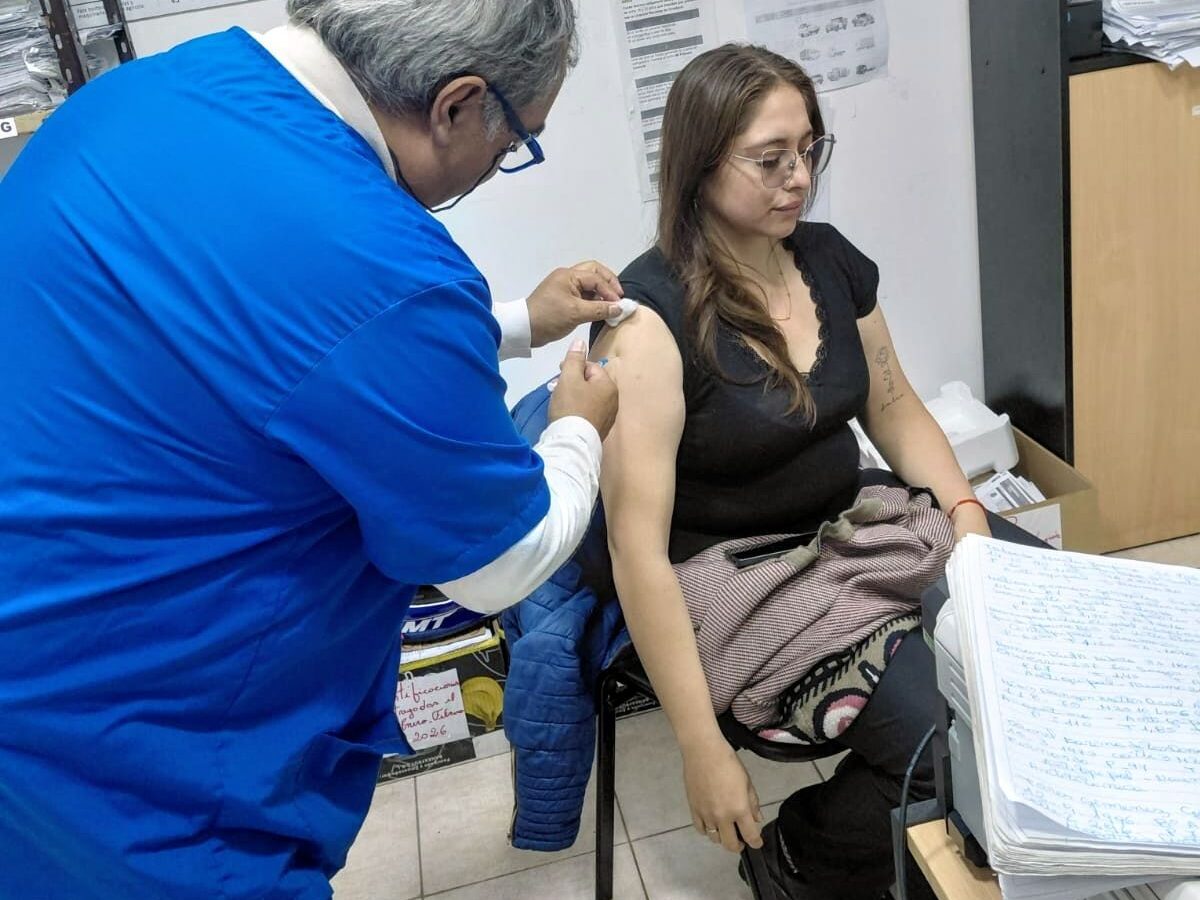 El municipio promueve la vacunación contra el dengue para fortalecer la prevención y el cuidado de la salud