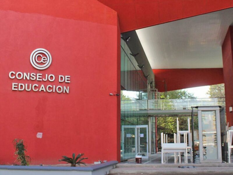 Educación habilita un nuevo ofrecimiento de cargos y horas cátedra para docentes santiagueños