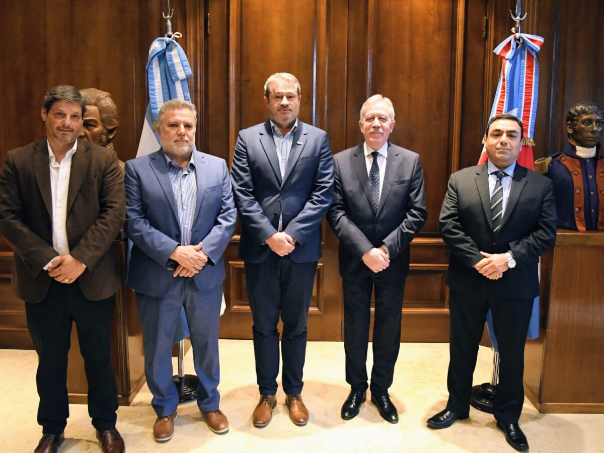 El Gobernador Elías Suárez recibió al presidente de la Federación Farmacéutica Argentina