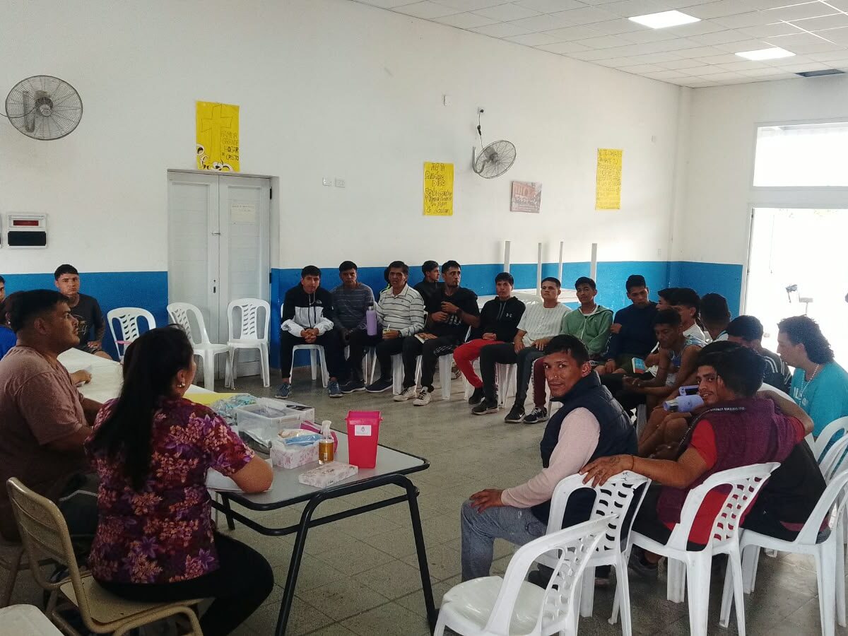 El municipio participó de una jornada de promoción y prevención de la salud en el Hogar de Cristo