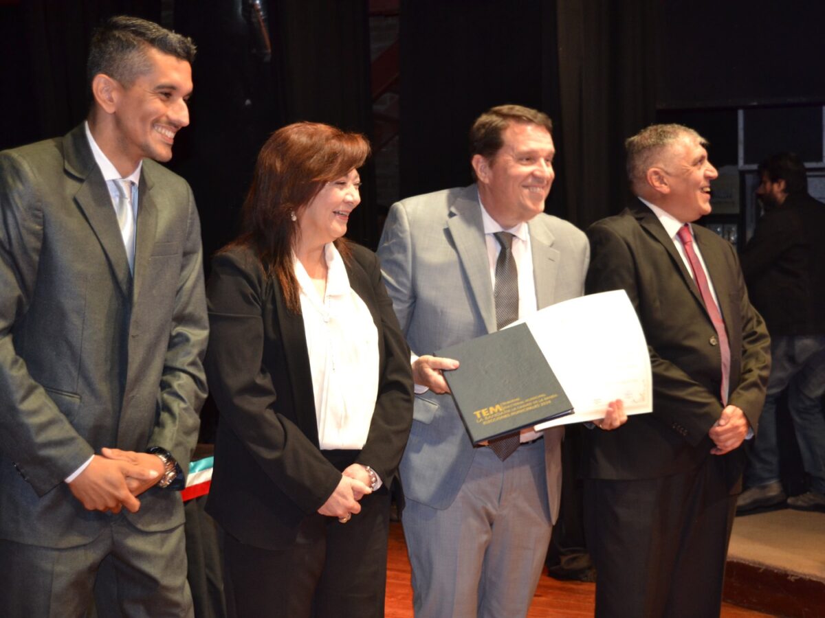 El Tribunal Electoral Municipal de La Banda proclamó y entregó diplomas a las autoridades electas para el período 2026-2030
