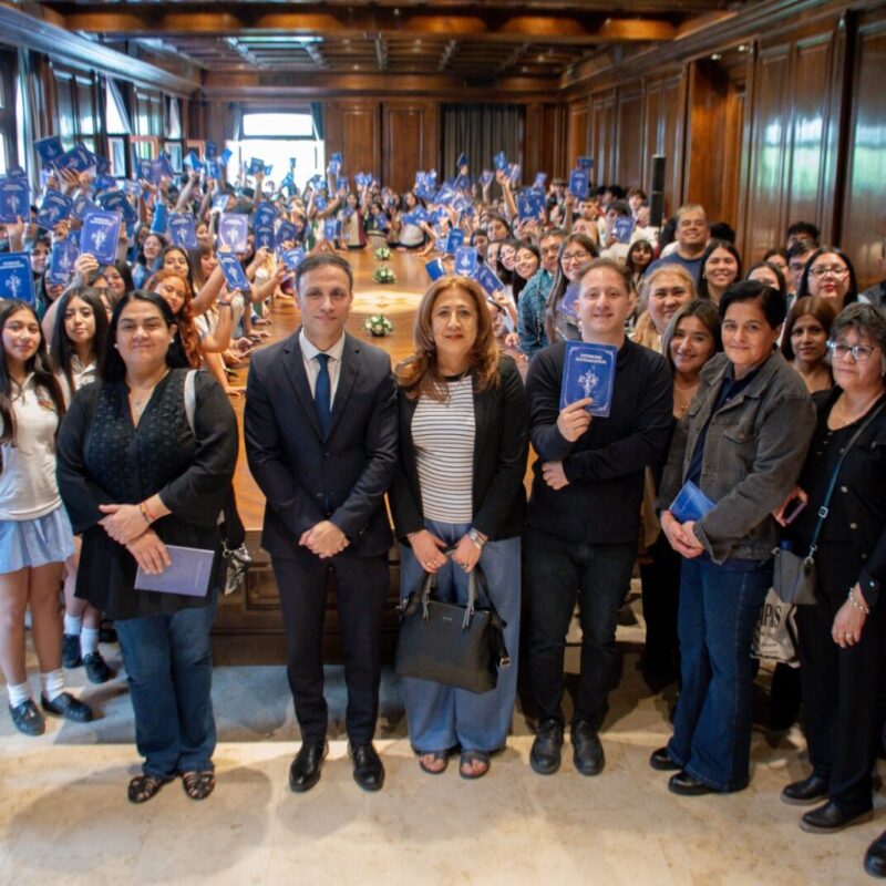 Alumnos de los departamentos Capital, Banda y Río Hondo visitaron Casa de Gobierno